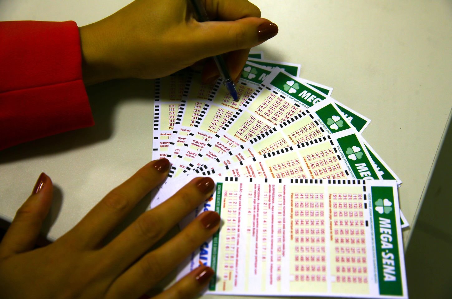 Mega-Sena sorteia prêmio de R$ 10 milhões neste sábado