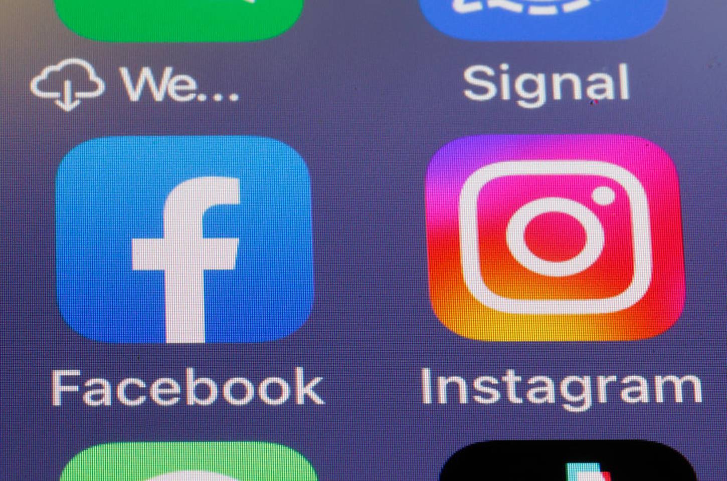 Meta usa IA para transformar anúncios em lojas virtuais nas redes sociais