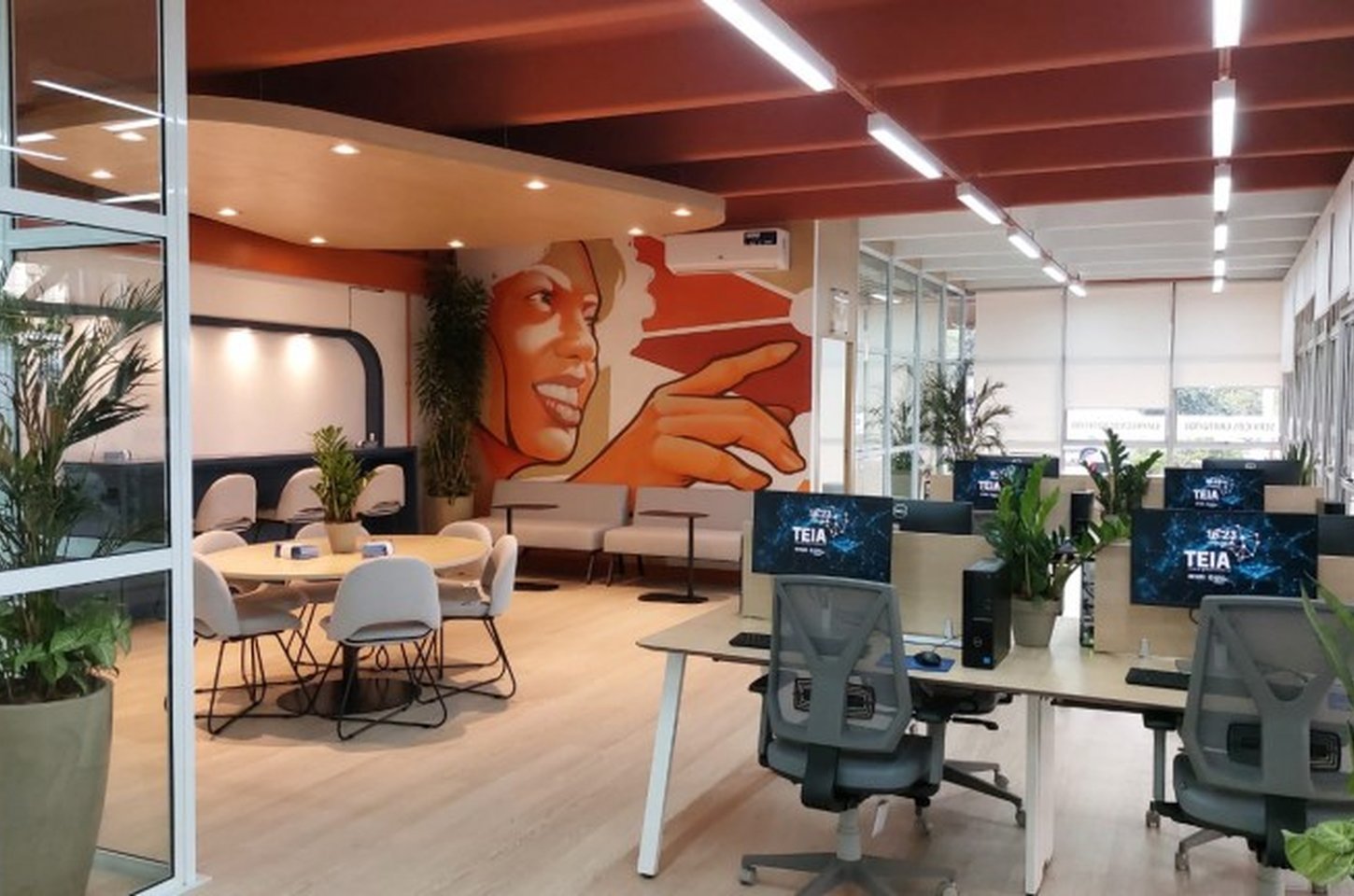 Metrô de SP inaugura primeiro coworking público dentro de estação