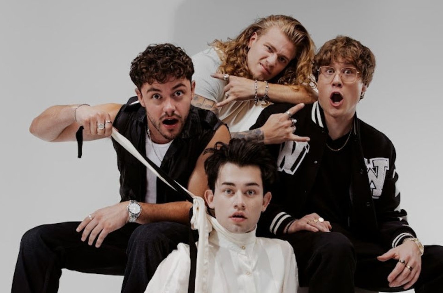 Midnight Til Morning anuncia turnê mundial com show em São Paulo em 2026