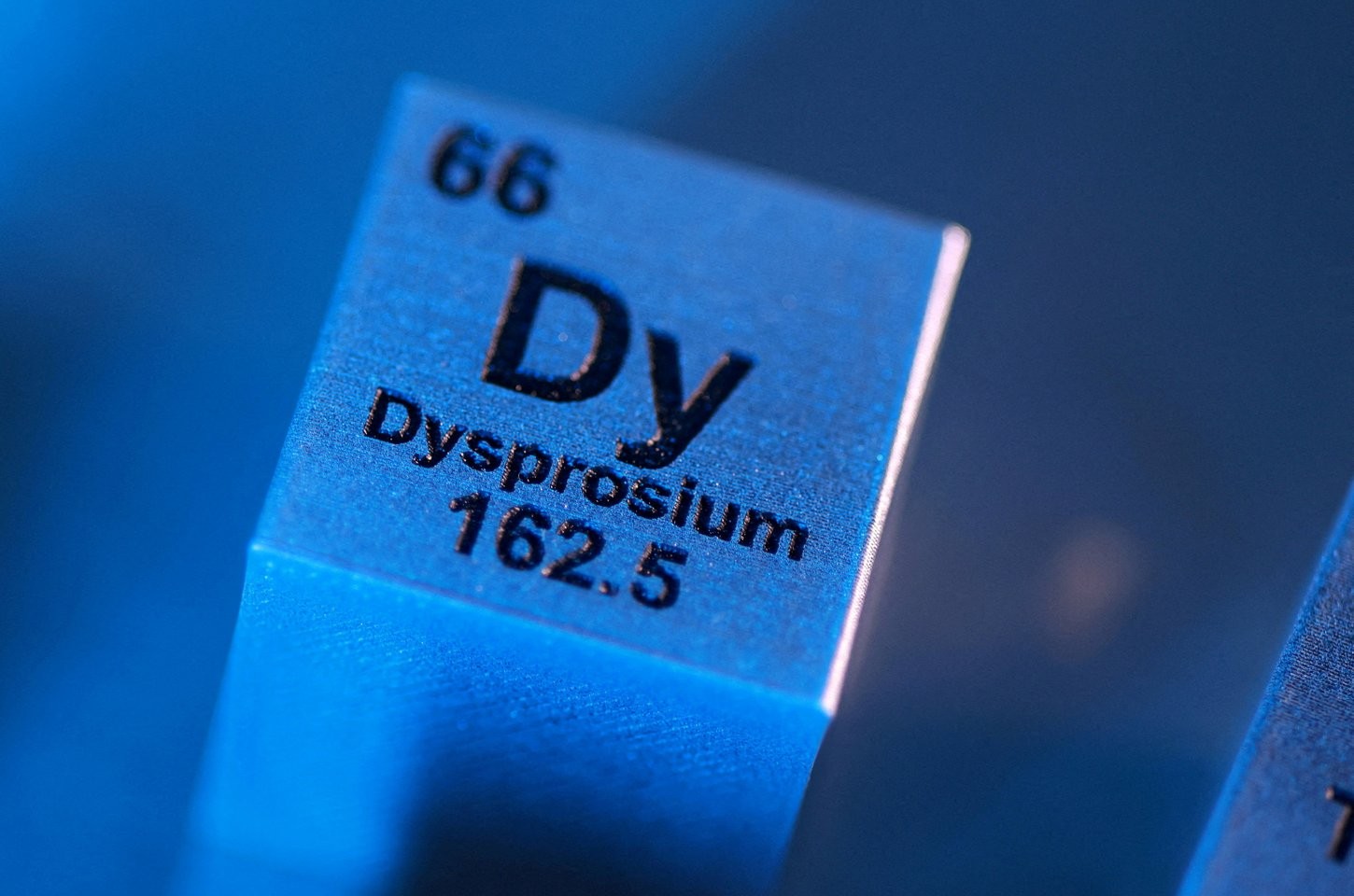 Mineradora brasileira de terras raras é adquirida por empresa dos EUA