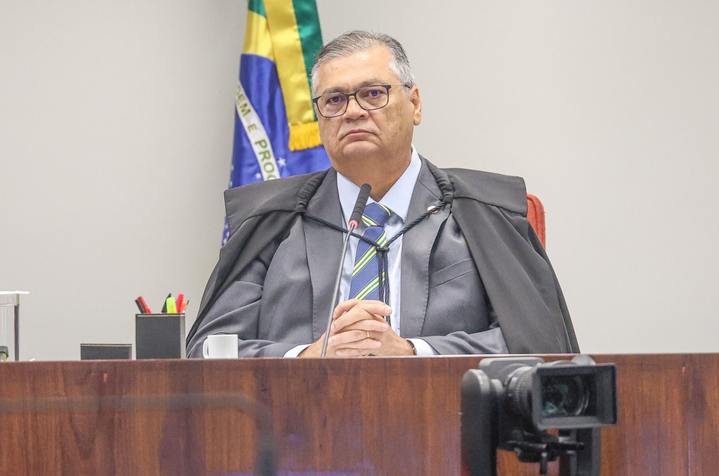 Ministro do STF amplia investigação sobre emendas de senador mineiro