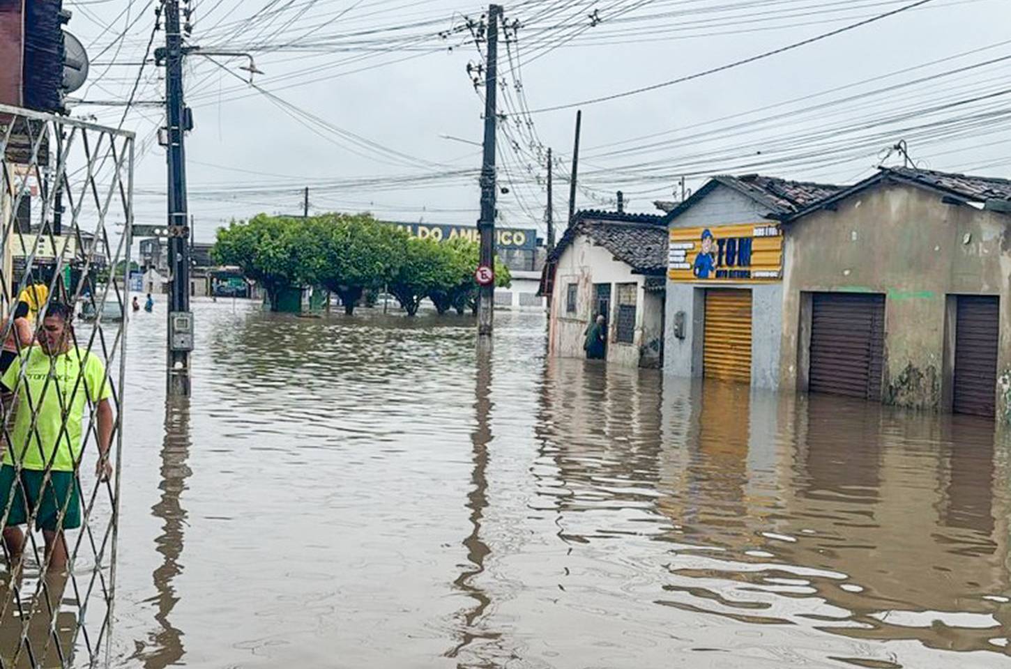 Ministro Waldez Góes vai a Pernambuco e Paraíba após chuvas; mais de 25 mil pessoas foram afetadas