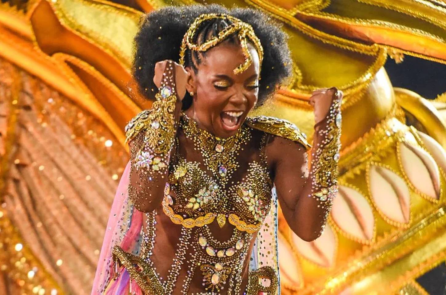 Mocidade Alegre vence Carnaval de SP com enredo sobre Léa Garcia