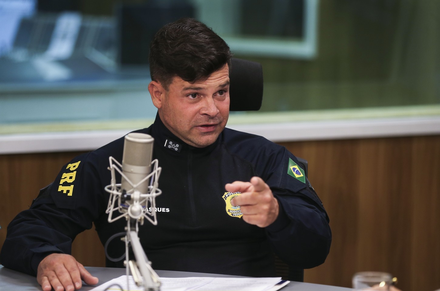 Moraes decreta prisão preventiva de ex-diretor da PRF após fuga para Paraguai