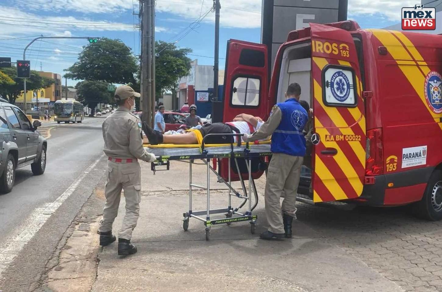 Motociclista ferido após colisão com ambulância em Apucarana
