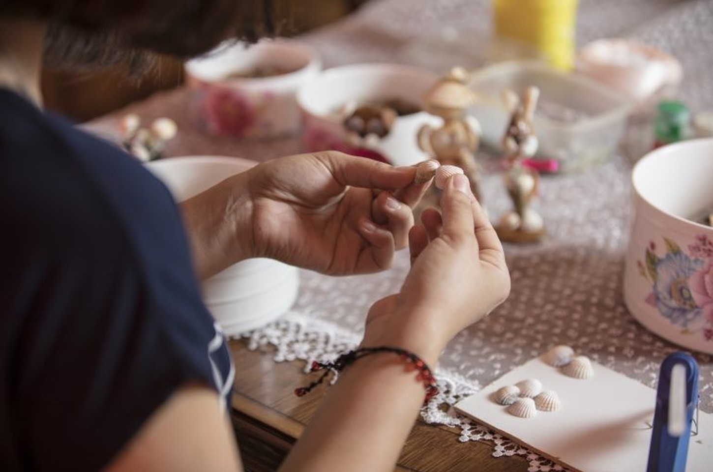 Mulheres lideram o artesanato brasileiro e transformam tradição em renda