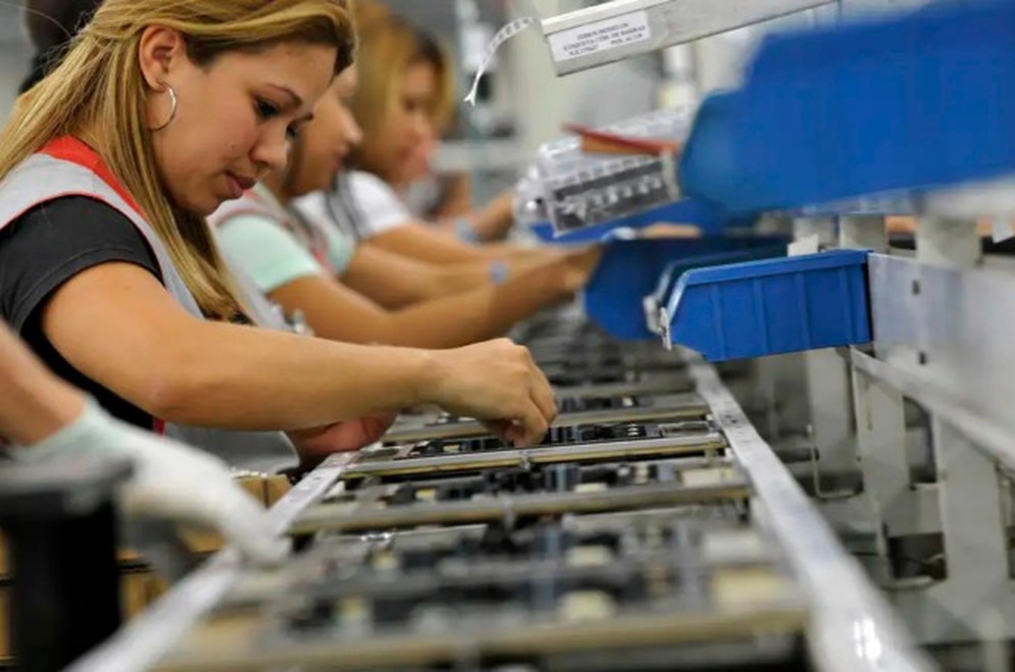 Mulheres paulistas conquistam maior renda em 13 anos e ampliam presença no mercado