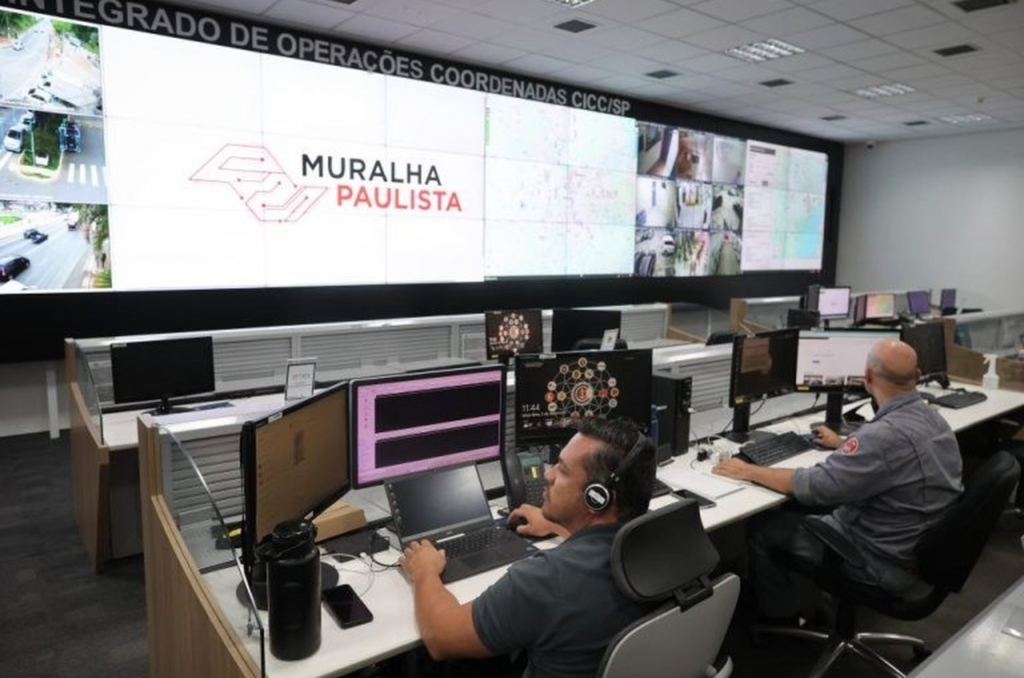 Muralha Paulista prende oito foragidos em estádio do Corinthians