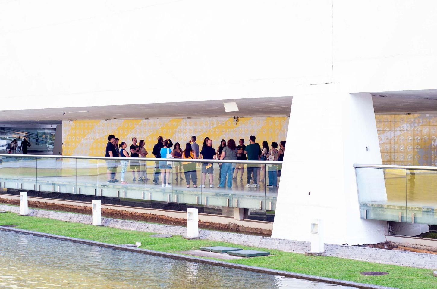 Museu Oscar Niemeyer oferece visitas guiadas gratuitas às sextas-feiras em março