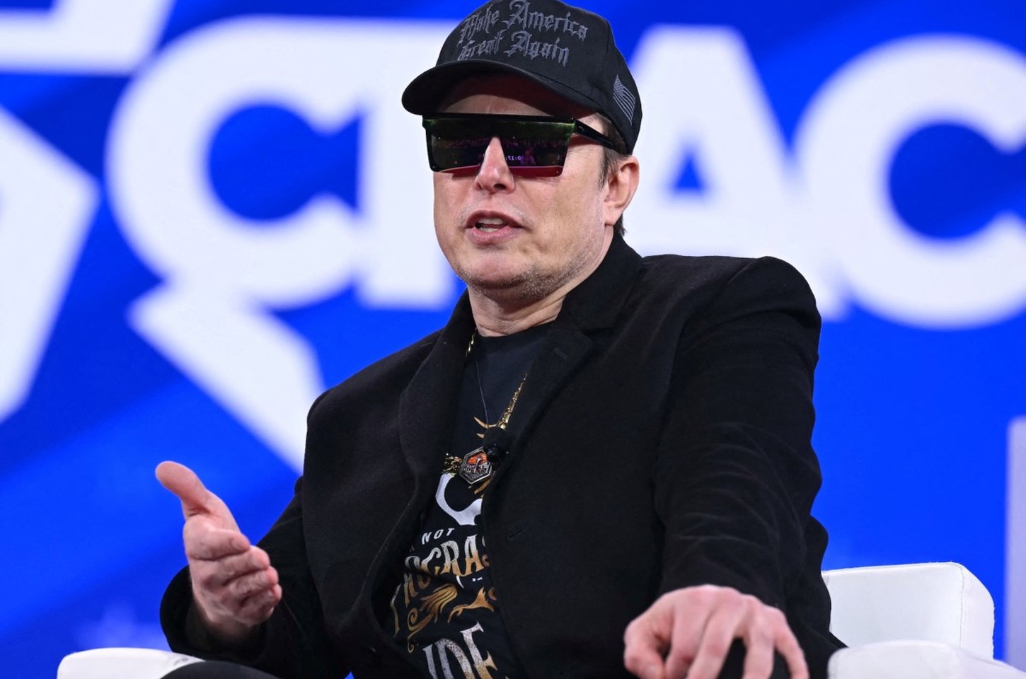 Musk avalia fusão entre SpaceX, xAI e Tesla em movimento estratégico