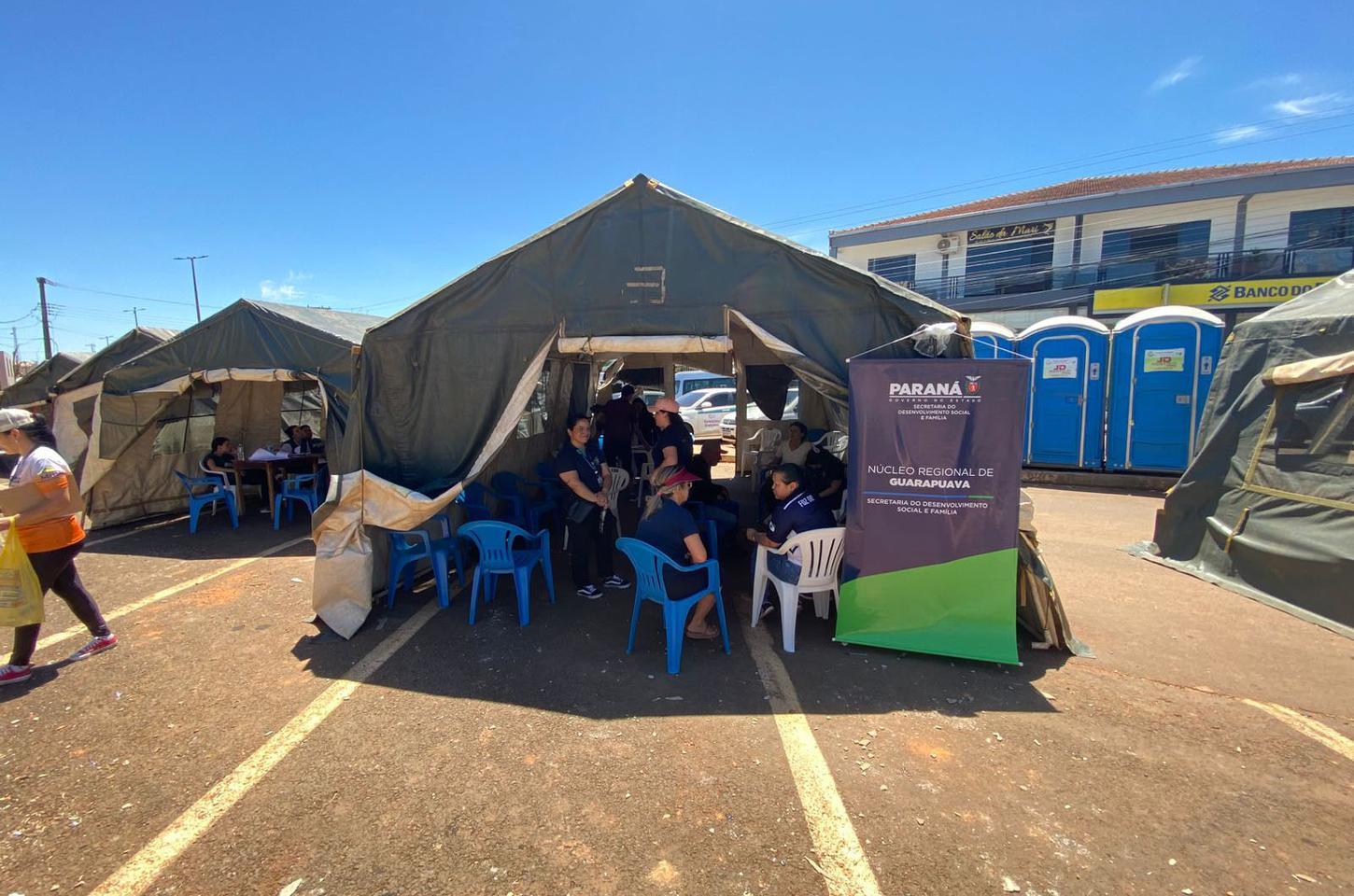 Mutirão de serviços públicos atende Rio Bonito do Iguaçu após tornado