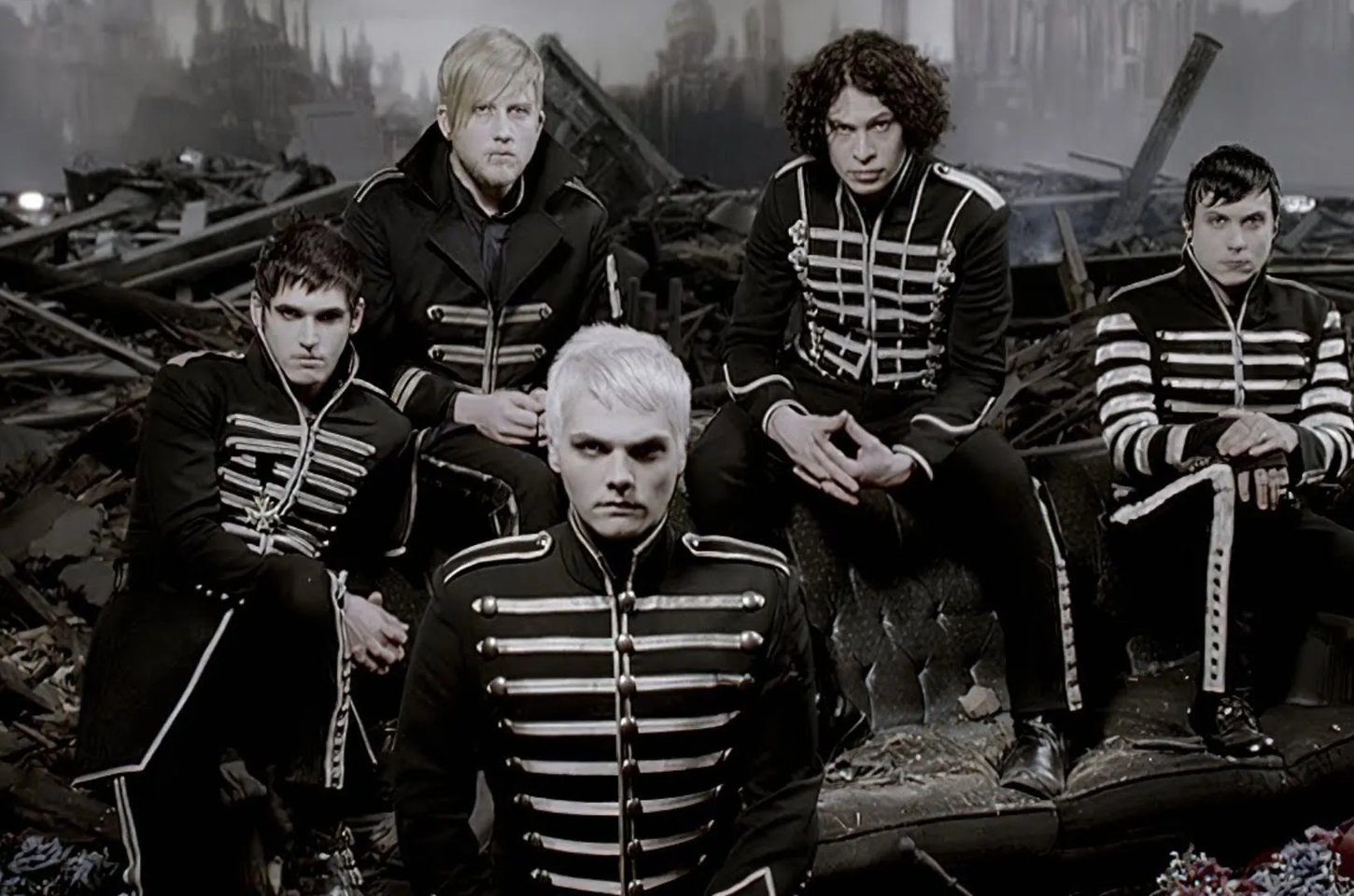 My Chemical Romance retorna ao Brasil com show em dois atos