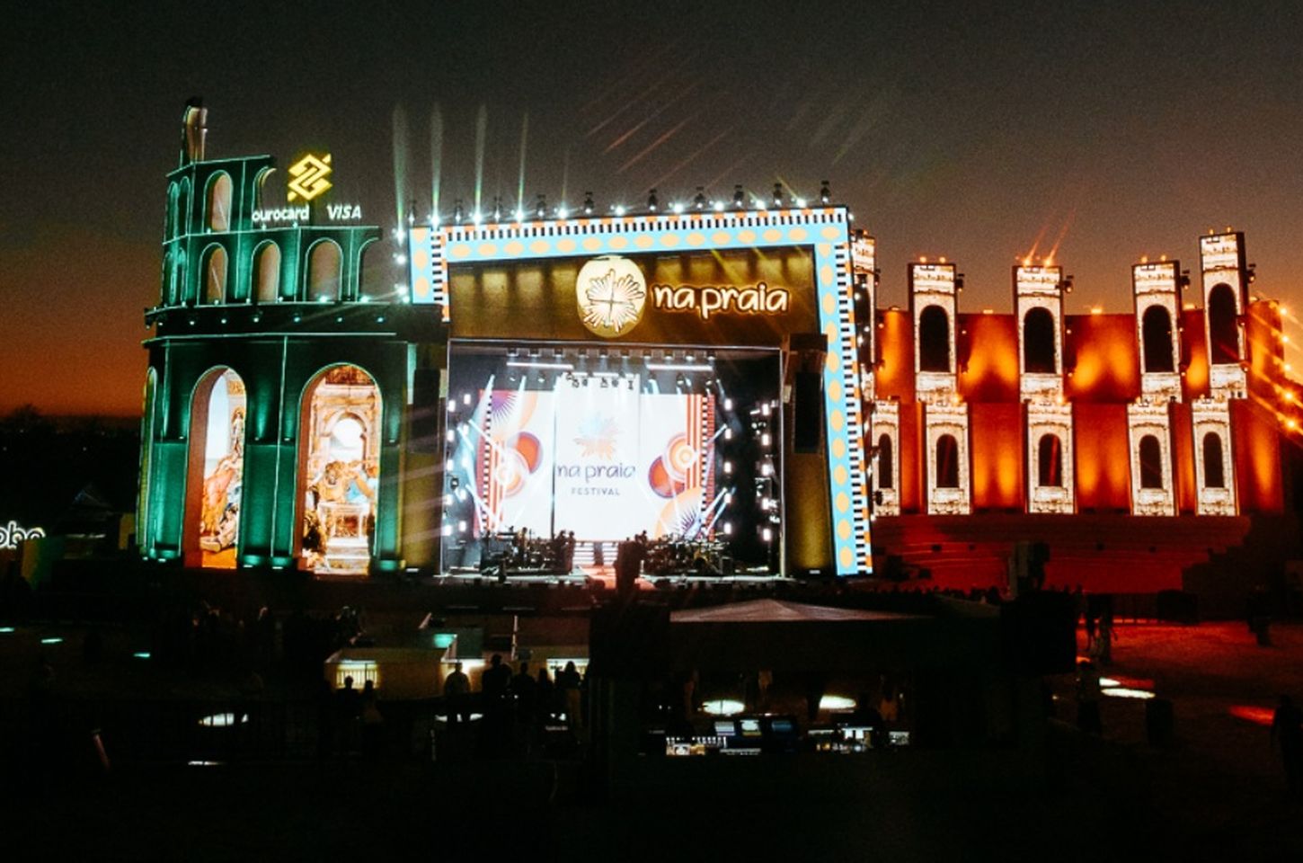 Na Praia Festival 2026 homenageia o Brasil em edição de 10 anos