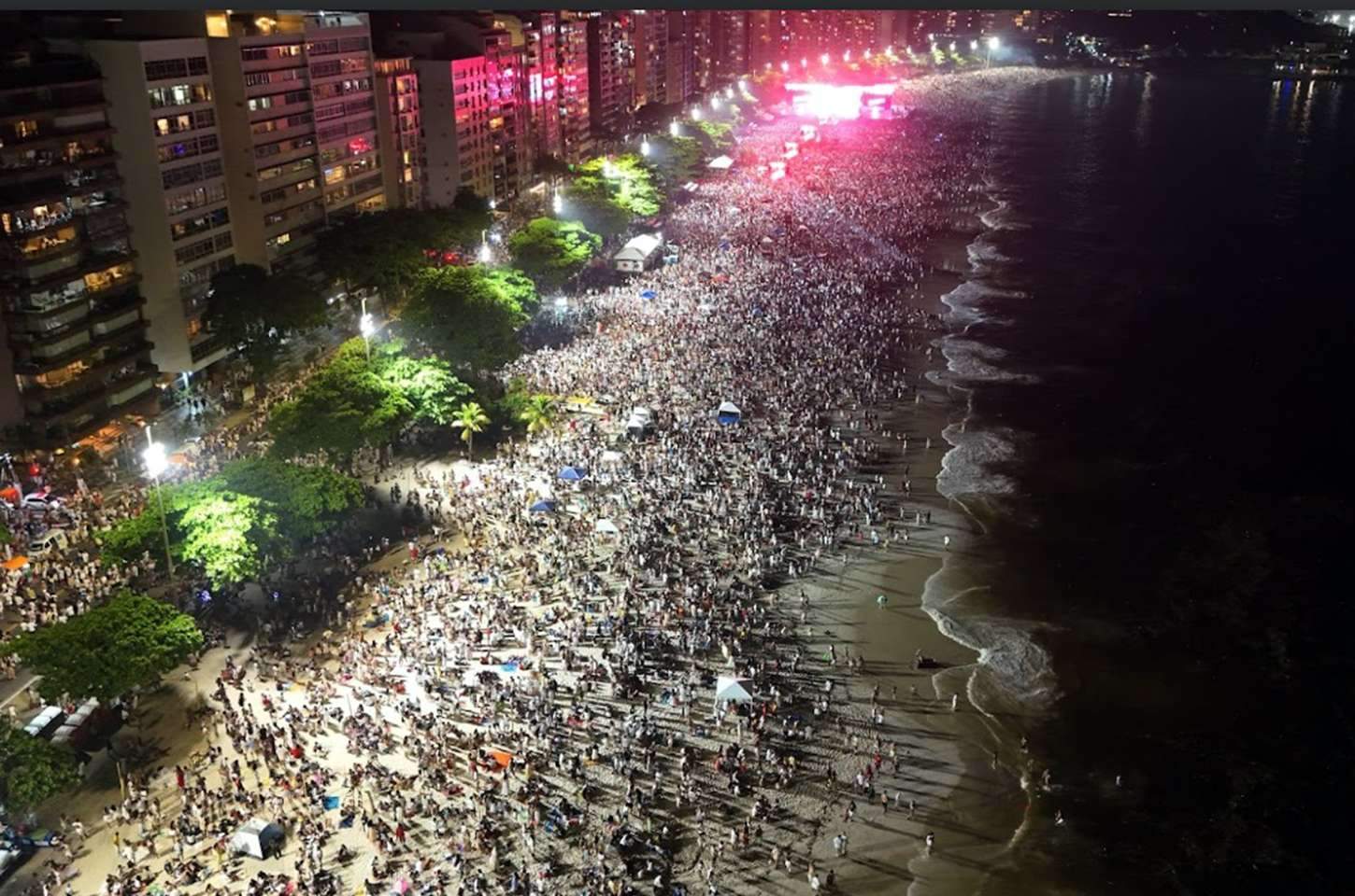 Niterói bate recorde histórico de ocupação hoteleira no réveillon
