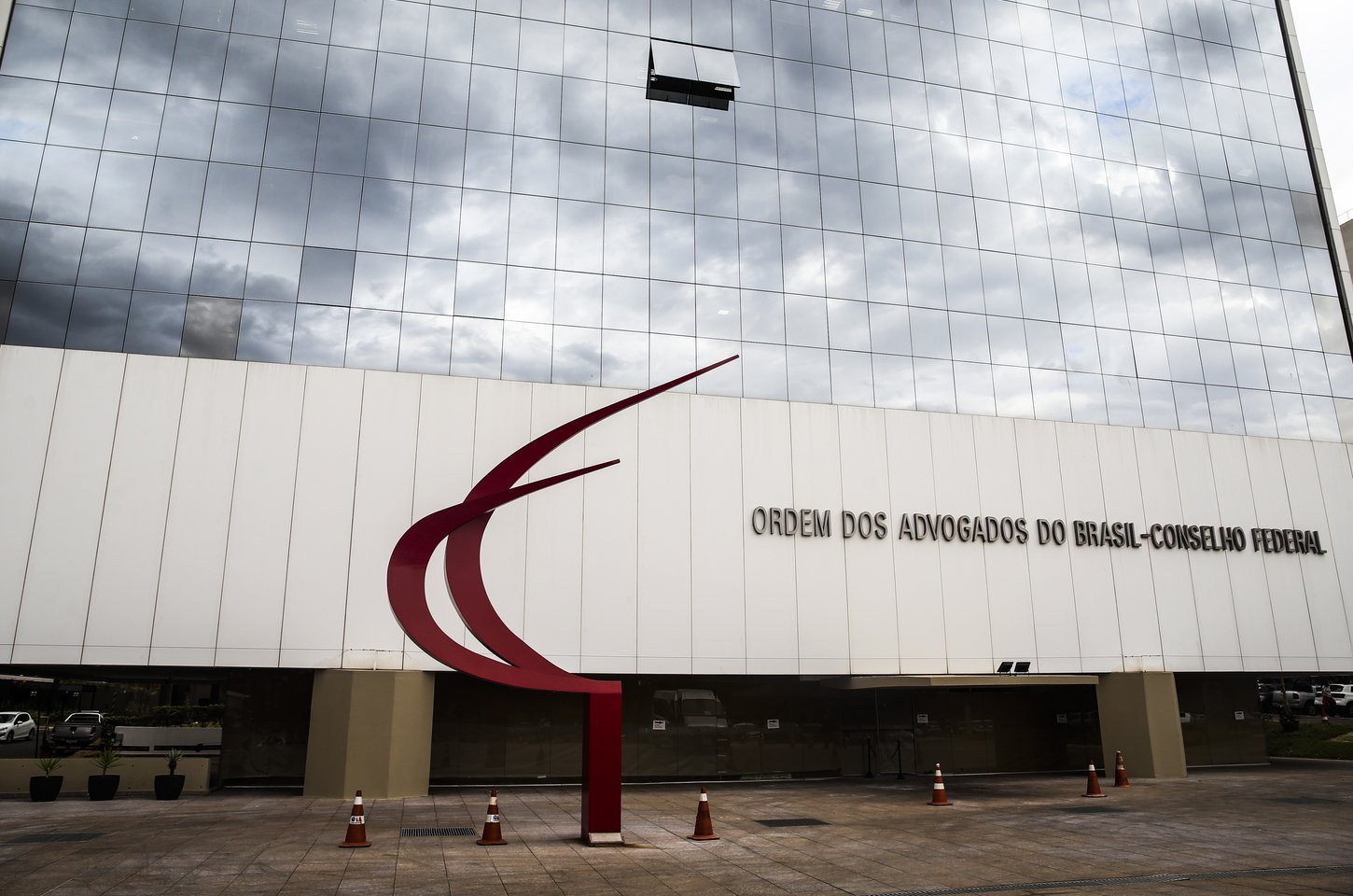 OAB pede ao STF encerramento de inquéritos de 'duração indefinida'