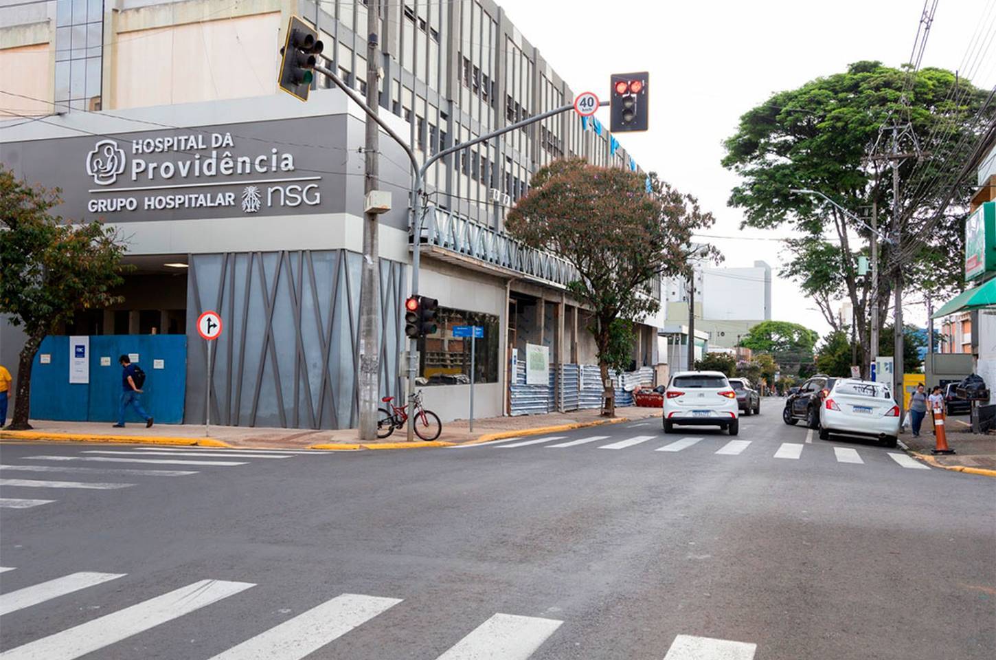 Obras na Rua Dr. Nagib Daher exigem atenção redobrada dos motoristas em Apucarana