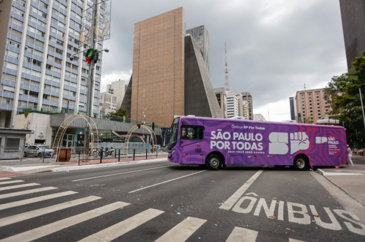 Ônibus SP Por Todas chega a Caraguatatuba com atendimento gratuito para mulheres