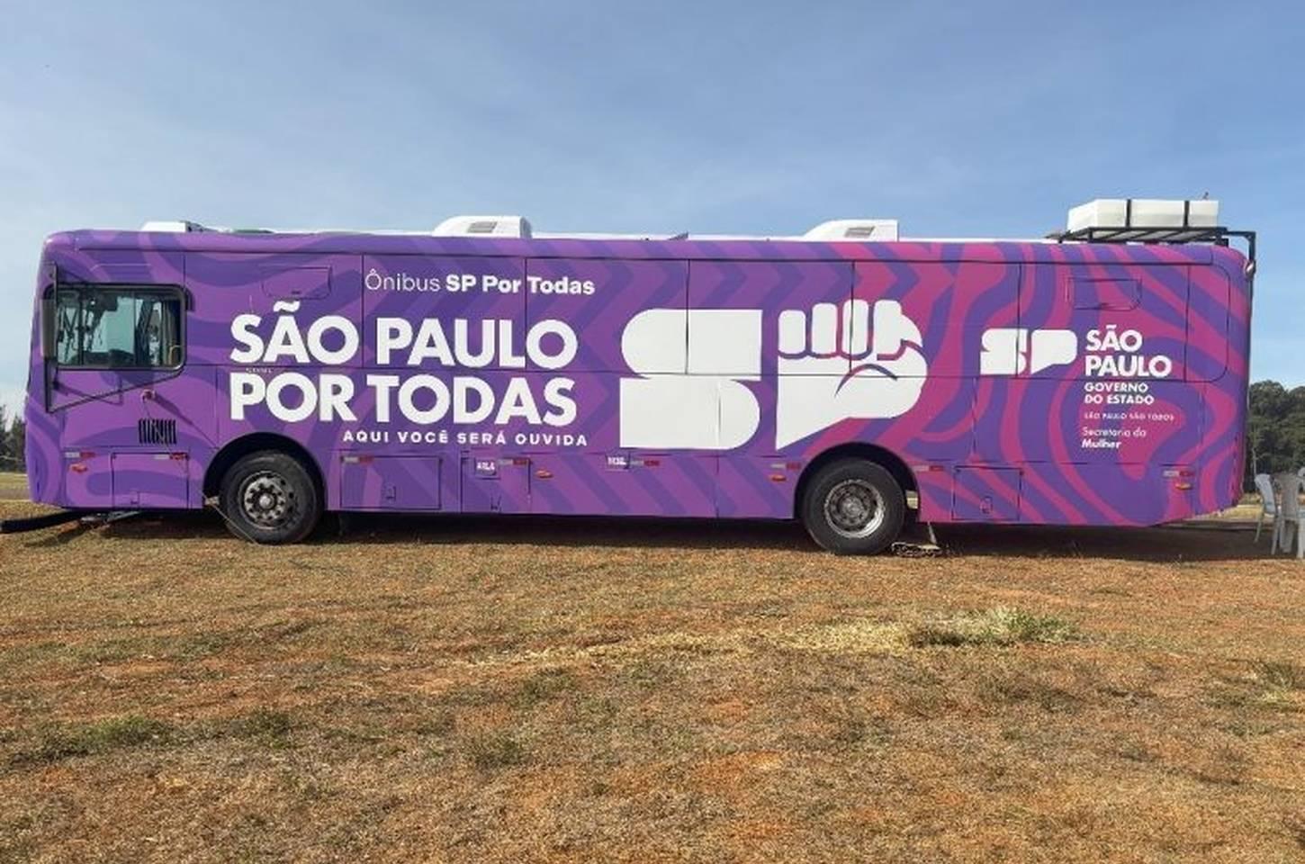 Ônibus SP Por Todas percorre litoral paulista para combater violência contra mulher