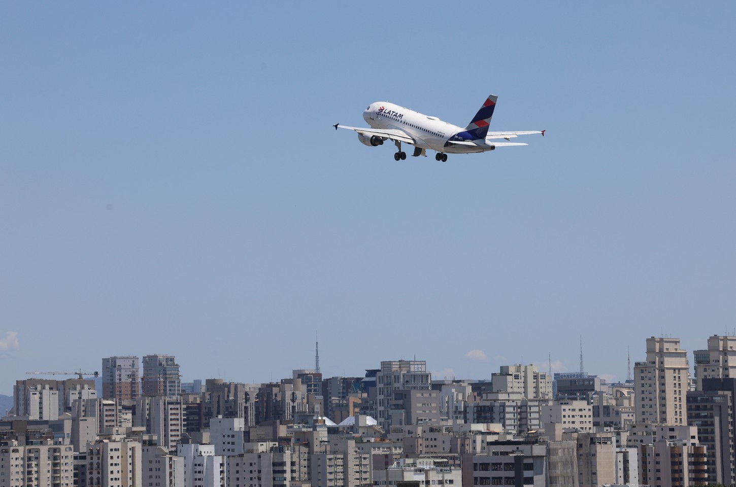 Operação normalizada nos aeroportos de São Paulo após pane técnica