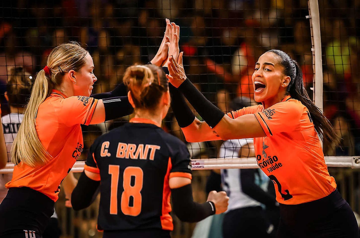 Osasco conquista bronze no Mundial de Clubes feminino de vôlei