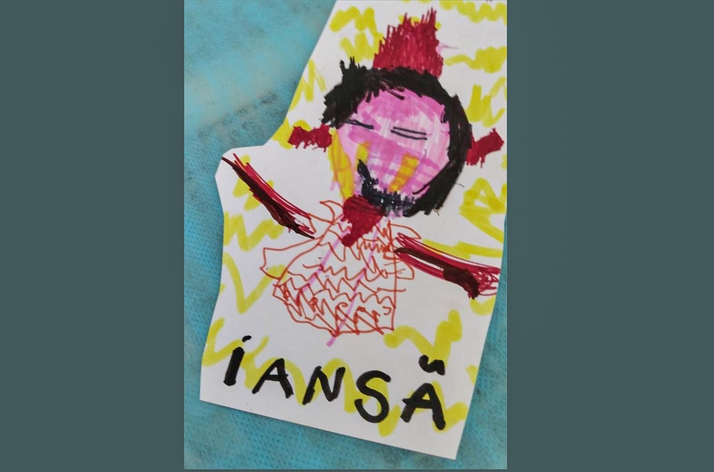 Pai é indiciado por intolerância religiosa após chamar PM por aula sobre orixás