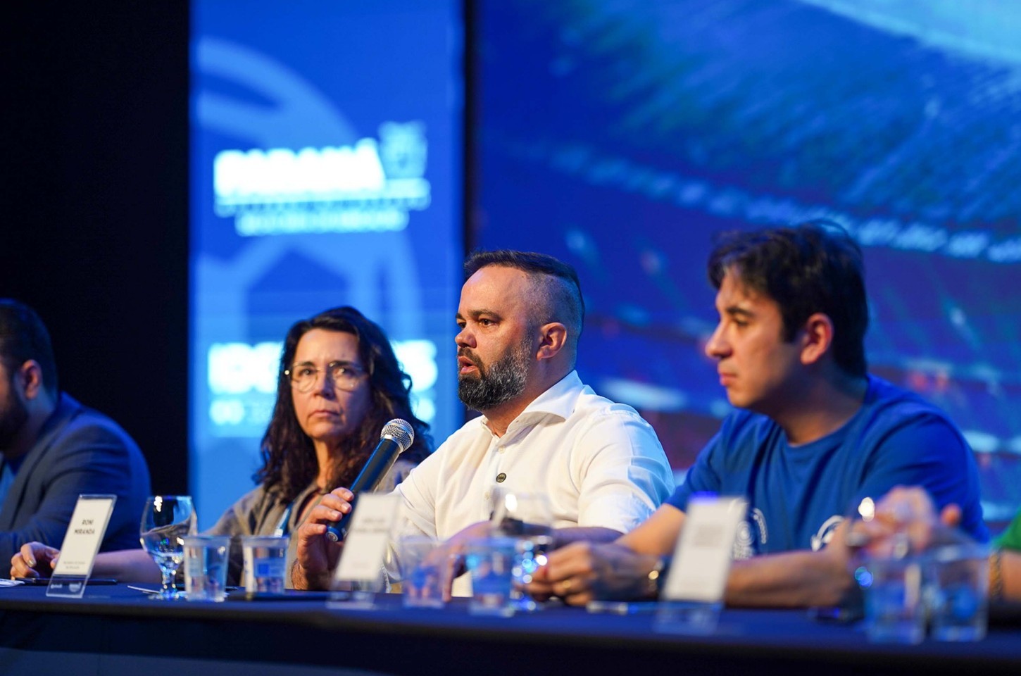 Paraná apresenta avanços na educação com investimentos e inovação