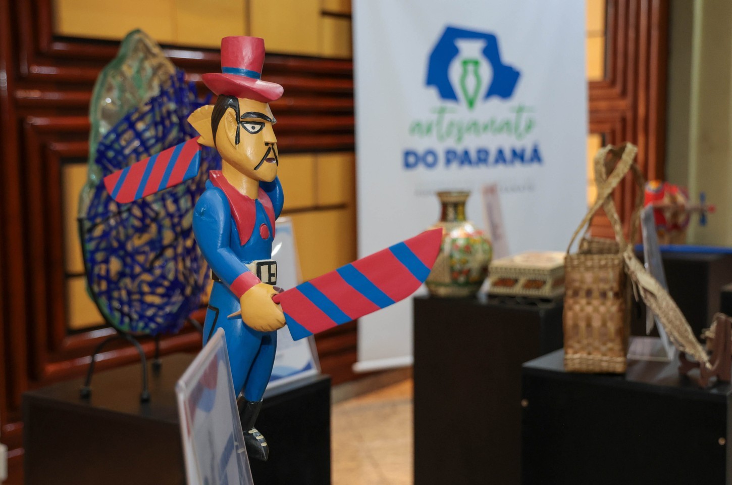 Paraná celebra Dia do Artesão com pacto para fortalecer setor