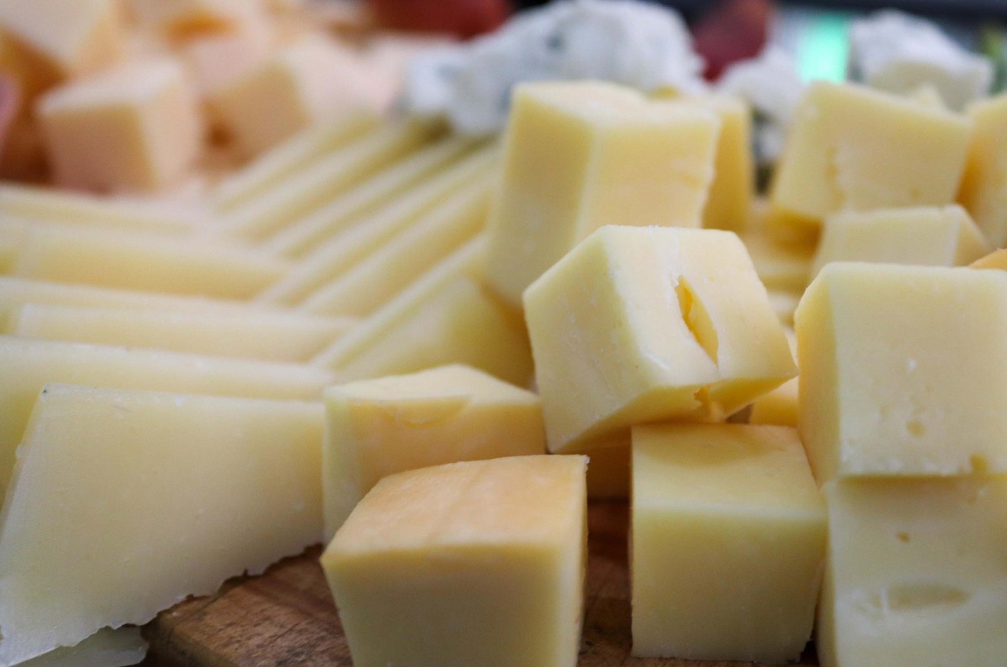 Paraná concede crédito de ICMS para produtores de queijo mussarela e prato