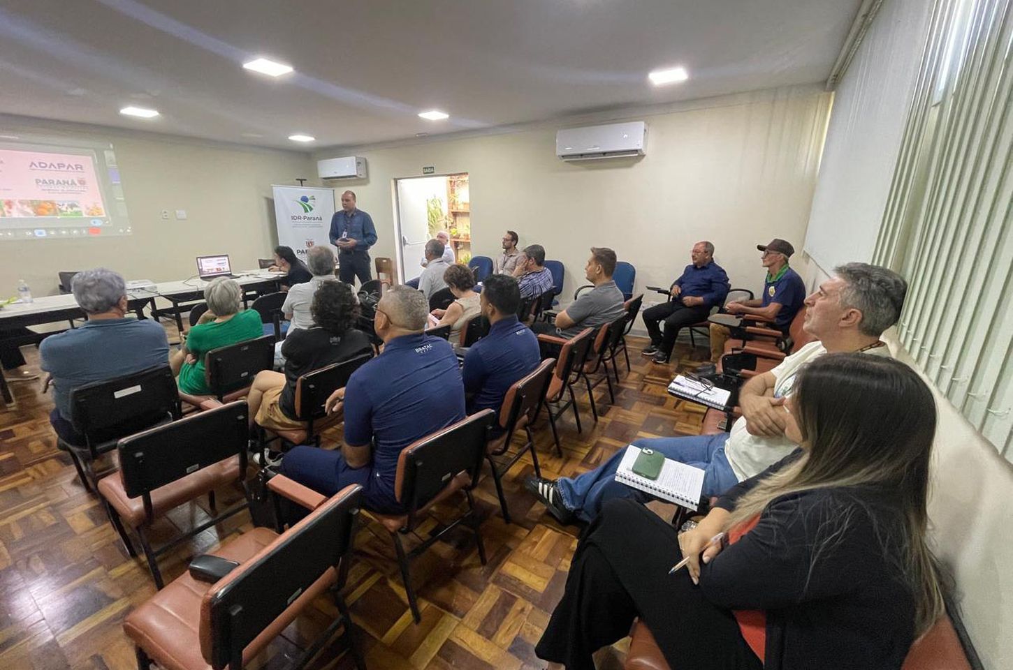 Paraná fortalece produção de seda com ações de defesa agropecuária