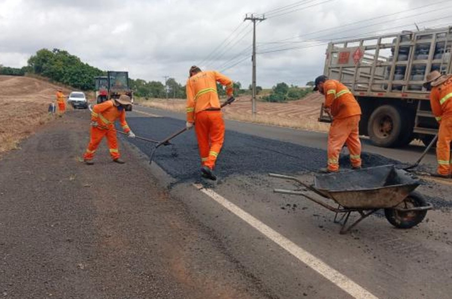 Paraná inicia manutenção de rodovias no Vale do Ivaí com investimento milionário