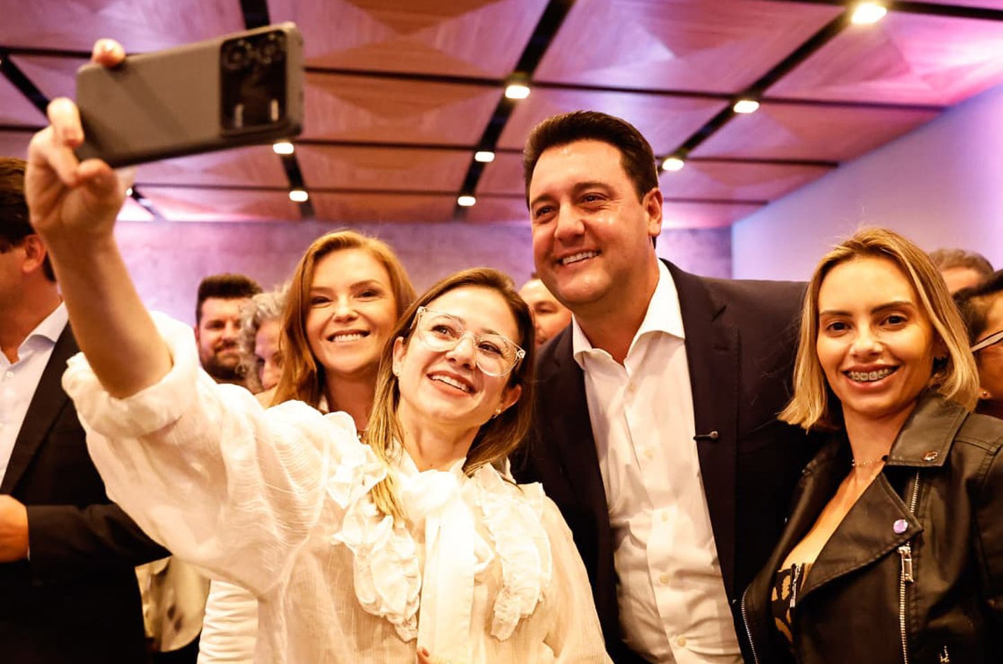 Paraná inicia mês da mulher com evento que destaca protagonismo feminino