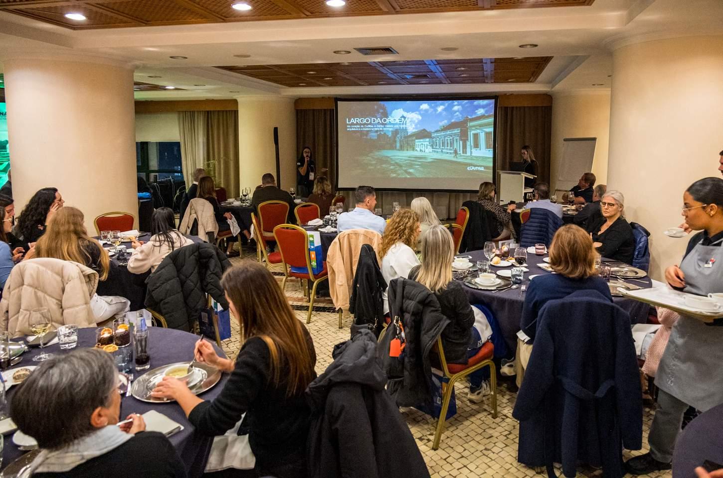 Paraná intensifica promoção turística em Portugal com voo direto e feiras