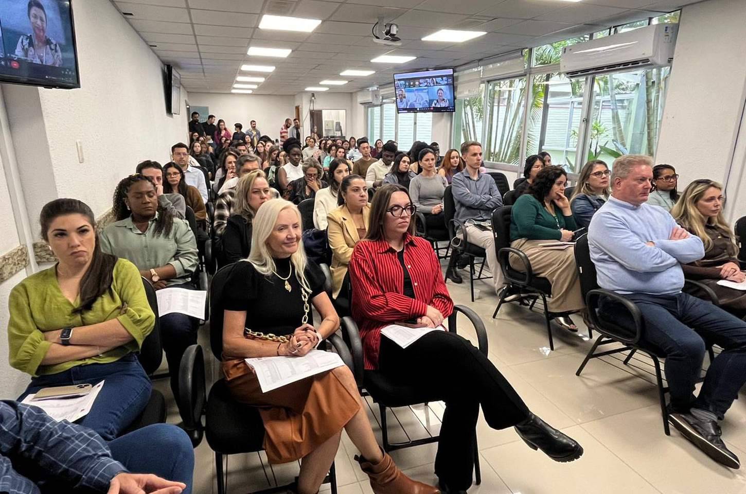 Paraná investe R$ 36 milhões em nova turma de residência técnica em saúde