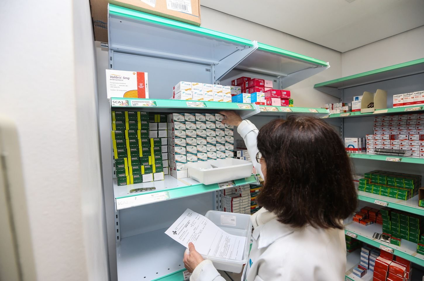 Paraná prorroga isenção de ICMS para medicamentos e insumos de saúde até 2026