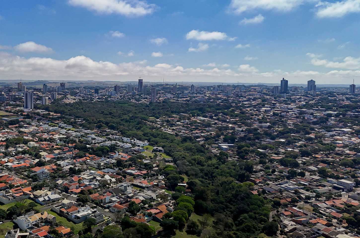 Paraná reduz pobreza em 6,6 pontos percentuais em cinco anos