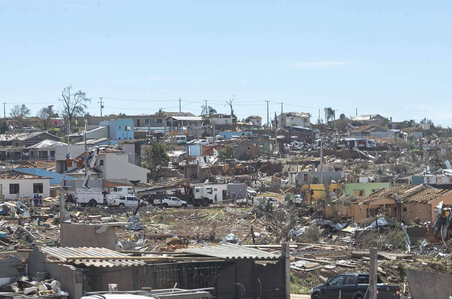 Paraná regulamenta auxílio de R$ 50 mil para vítimas de tornado