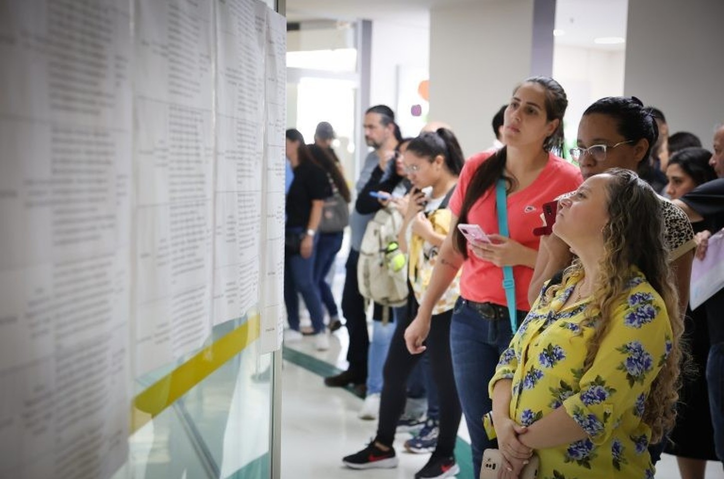 PAT e Trampolim oferecem 15 mil vagas para começar 2026 com emprego novo