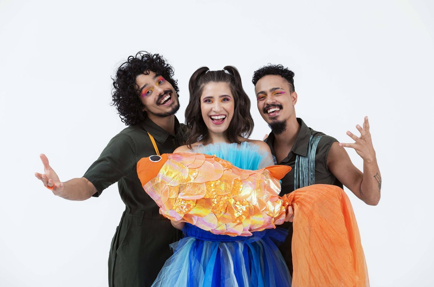 Peixinho angolano viaja pelo Brasil em espetáculo infantil no Festival de Curitiba