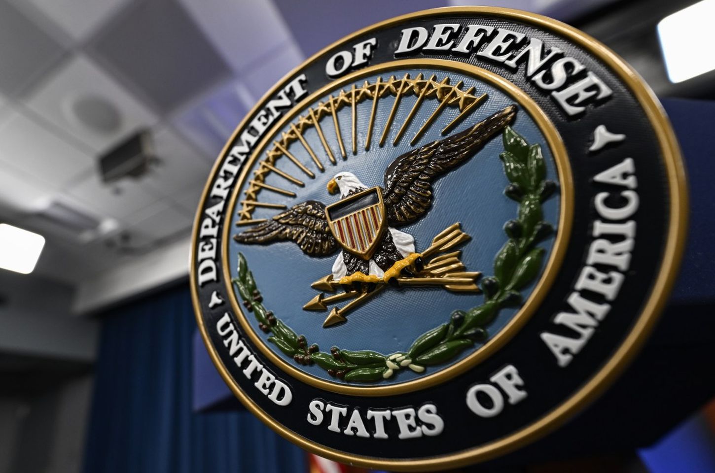 Pentagon corta laços com Anthropic e desenvolve seus próprios modelos de IA
