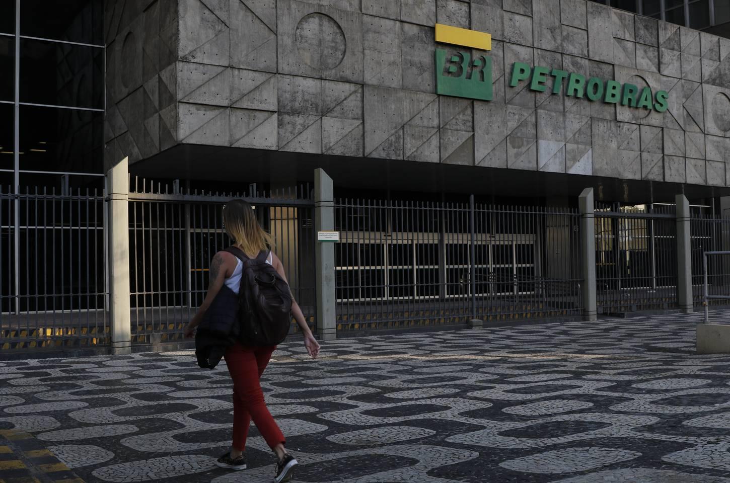 Petrobras contém vazamento de fluido de perfuração no Poço Morpho