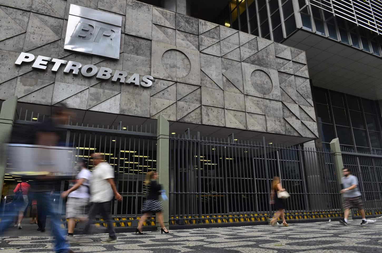 Petrobras demite diretor após leilão polêmico de gás de cozinha