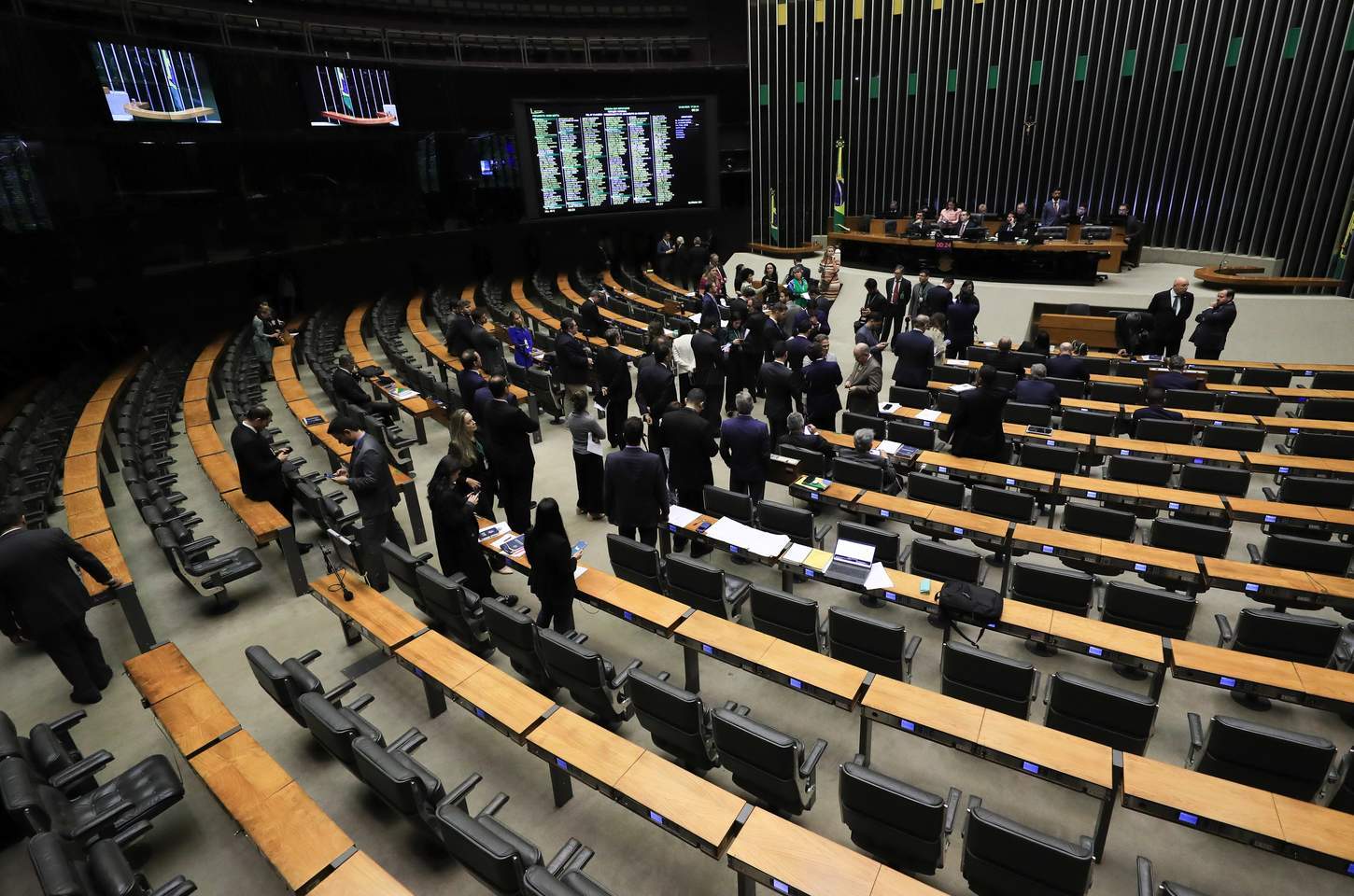 PGR pede condenação de deputados do PL por corrupção e organização criminosa