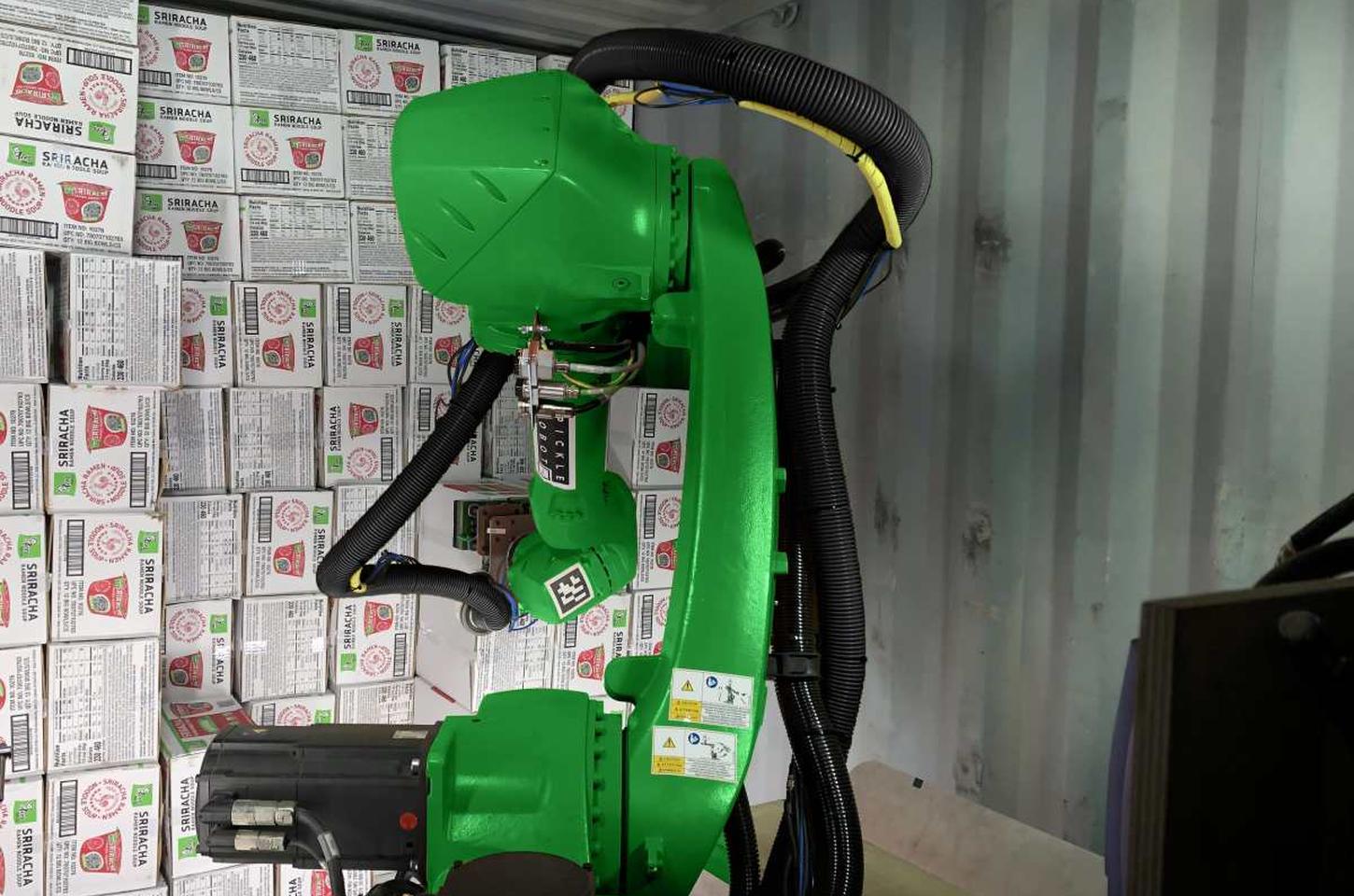 Pickle Robot contrata ex-executivo da Tesla como CFO após grande negócio com UPS