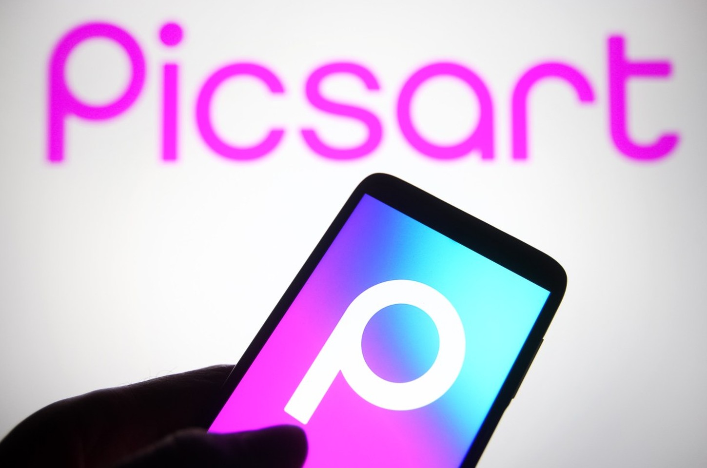 Picsart lança programa de monetização para criadores com IA