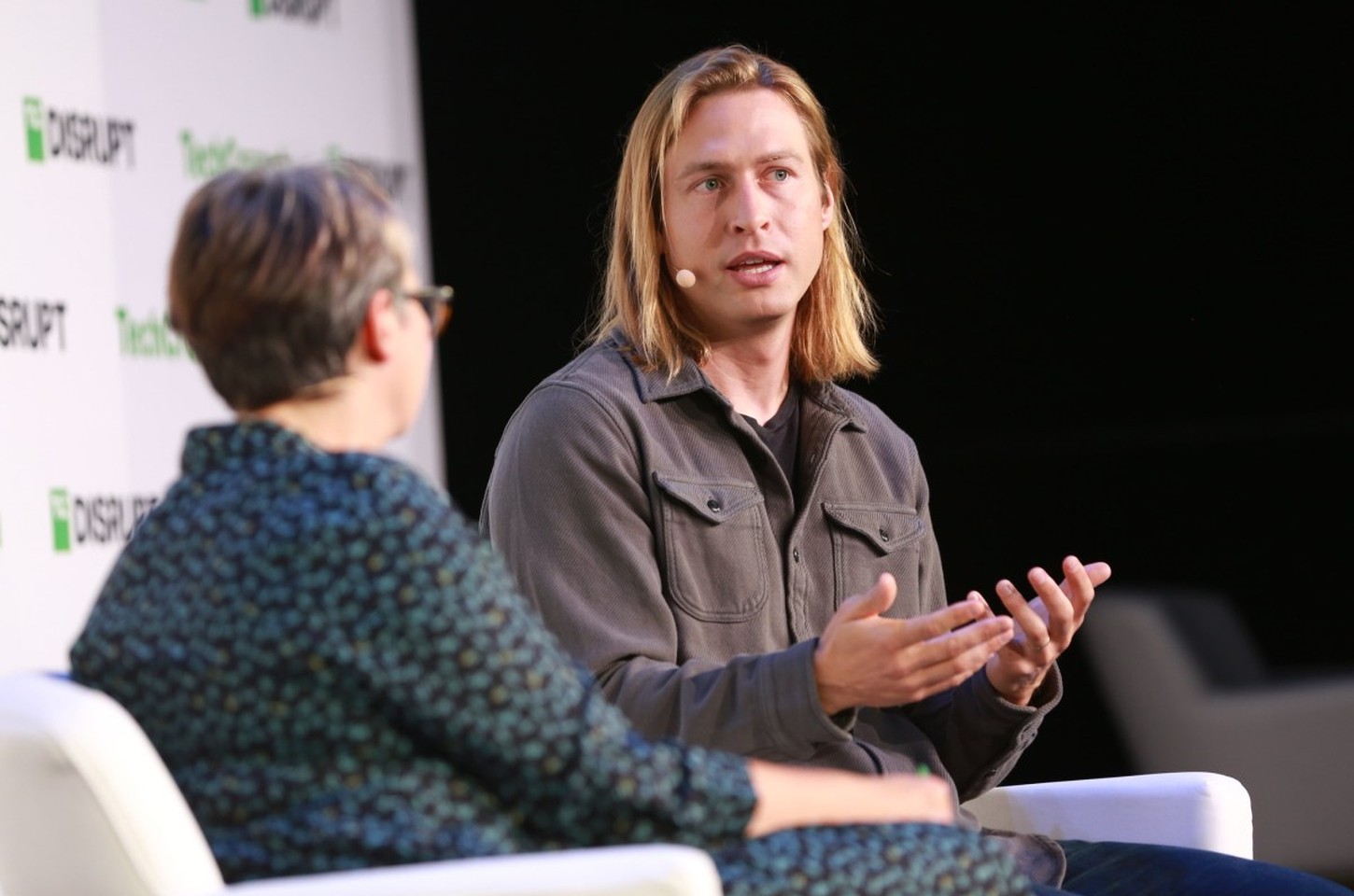 Plaid permite venda de ações a US$ 8 bi, estratégia de retenção em alta