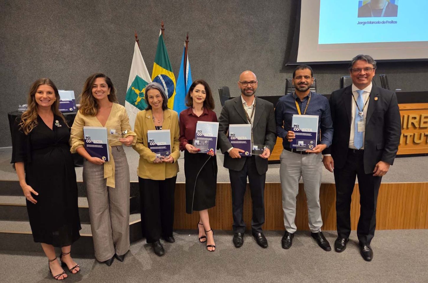 Polícia Científica do Paraná contribui com livro nacional sobre desaparecidos