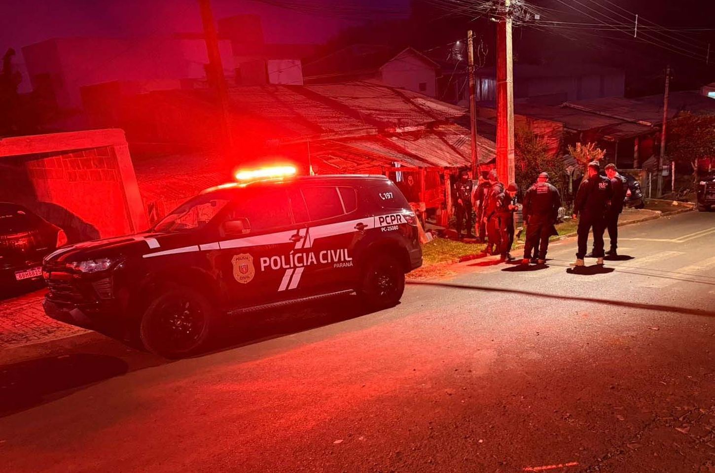 Polícia Civil prende 26 pessoas em operação contra tráfico de drogas no Sudoeste do Paraná