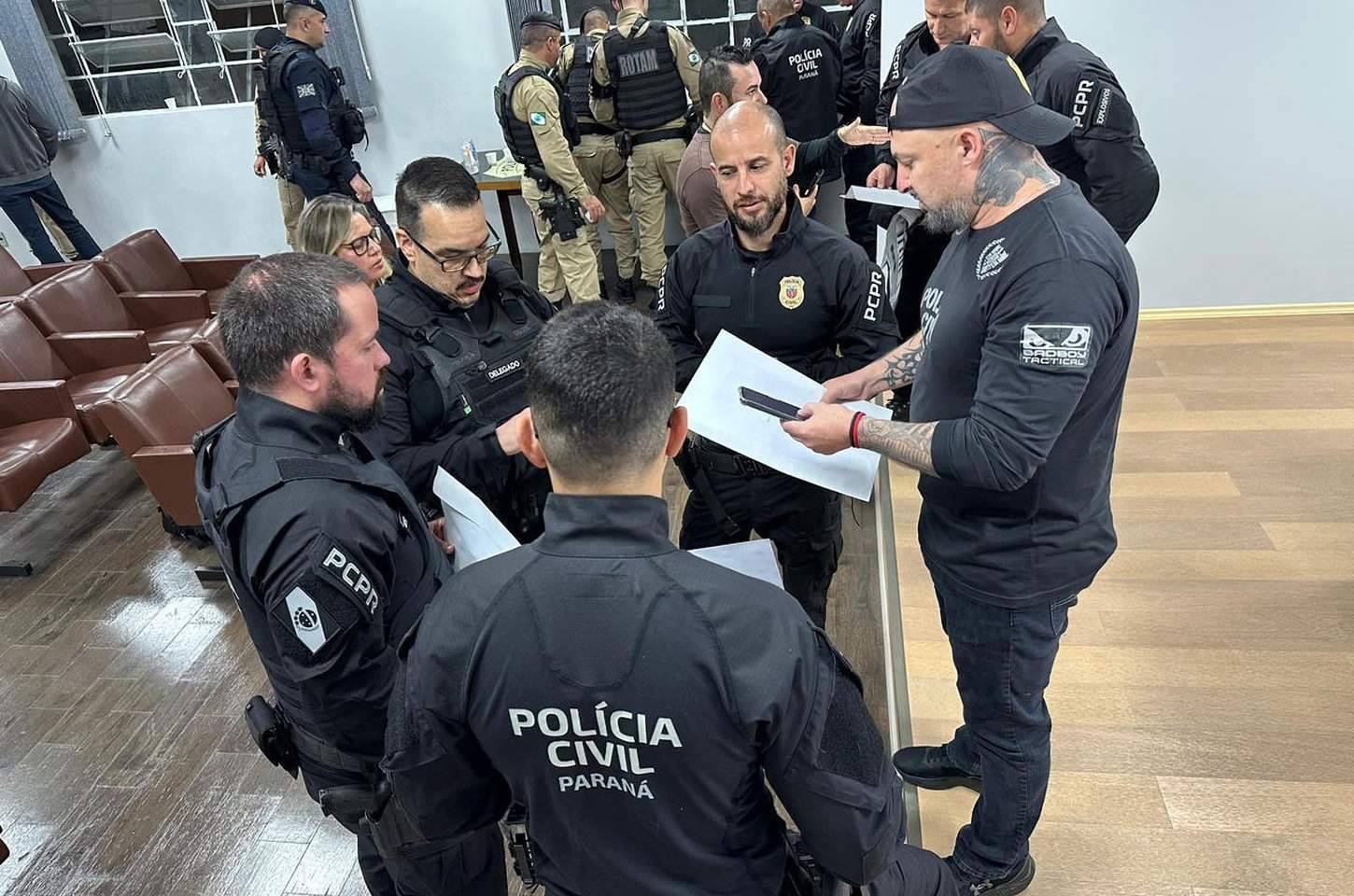 Polícia cumpre mandados por invasão de campo e violência em jogo no Paraná