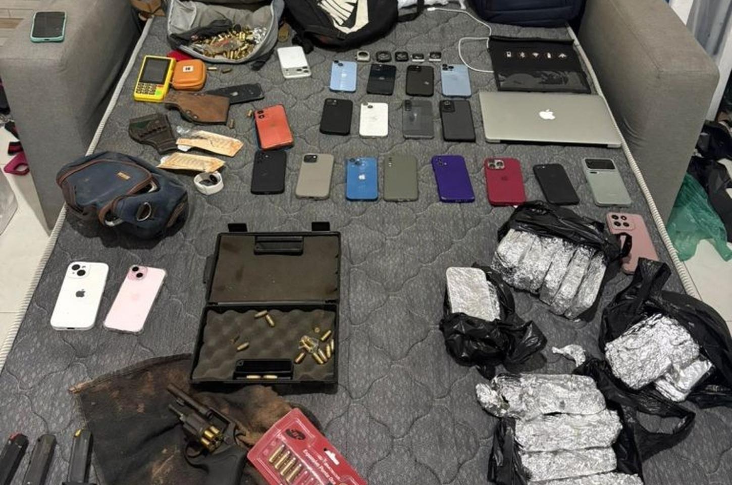 Polícia descobre 'casa cofre' com celulares roubados em Paraisópolis